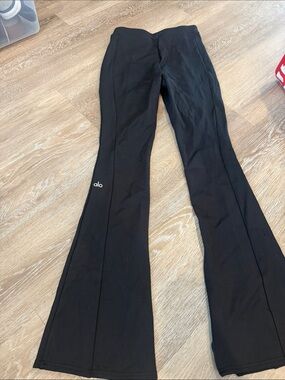 Alo Black Flare Yoga Pants